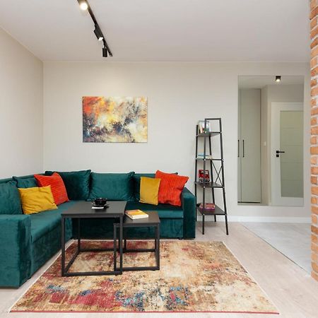 Apartments City Center Ochota By Noclegi Renters Варшава Екстер'єр фото