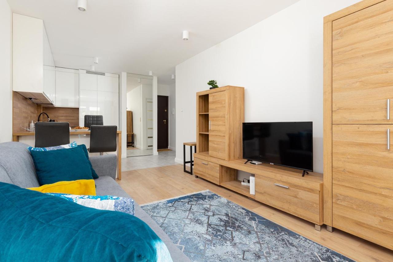 Apartments City Center Ochota By Noclegi Renters Варшава Екстер'єр фото