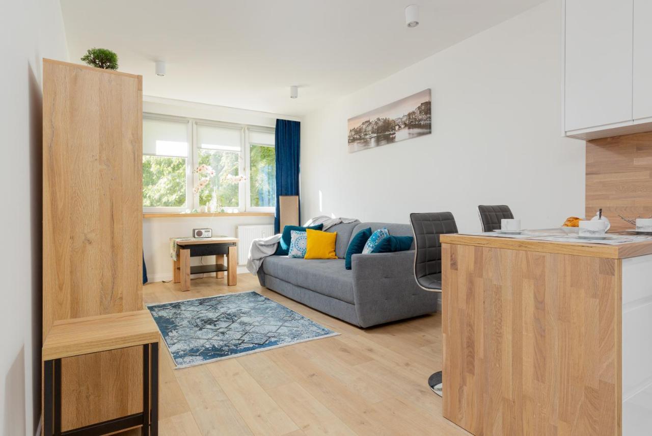 Apartments City Center Ochota By Noclegi Renters Варшава Екстер'єр фото